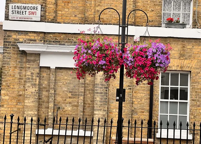 Romany House Hotel